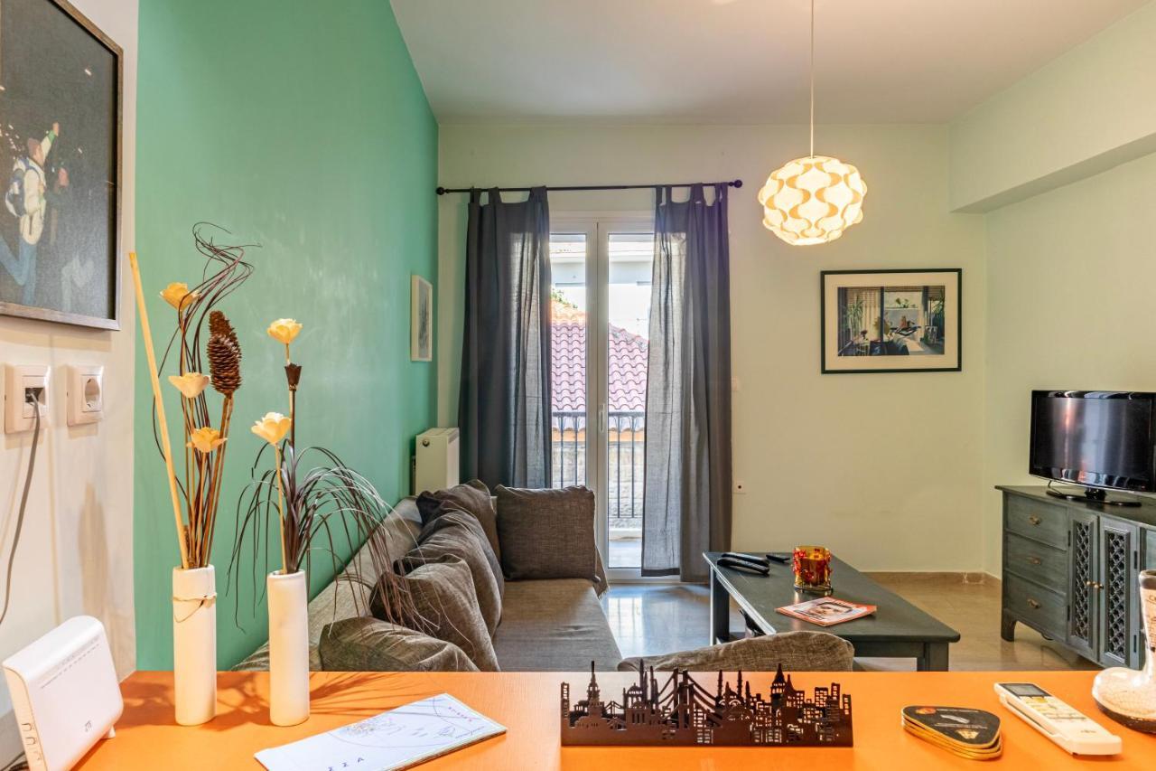 Erika'S Oasis - Stylish Gem Inthe Heart Of History Apartment Kalamata Exterior photo