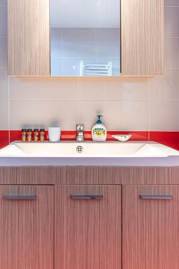 Erika'S Oasis - Stylish Gem Inthe Heart Of History Apartment Kalamata Exterior photo